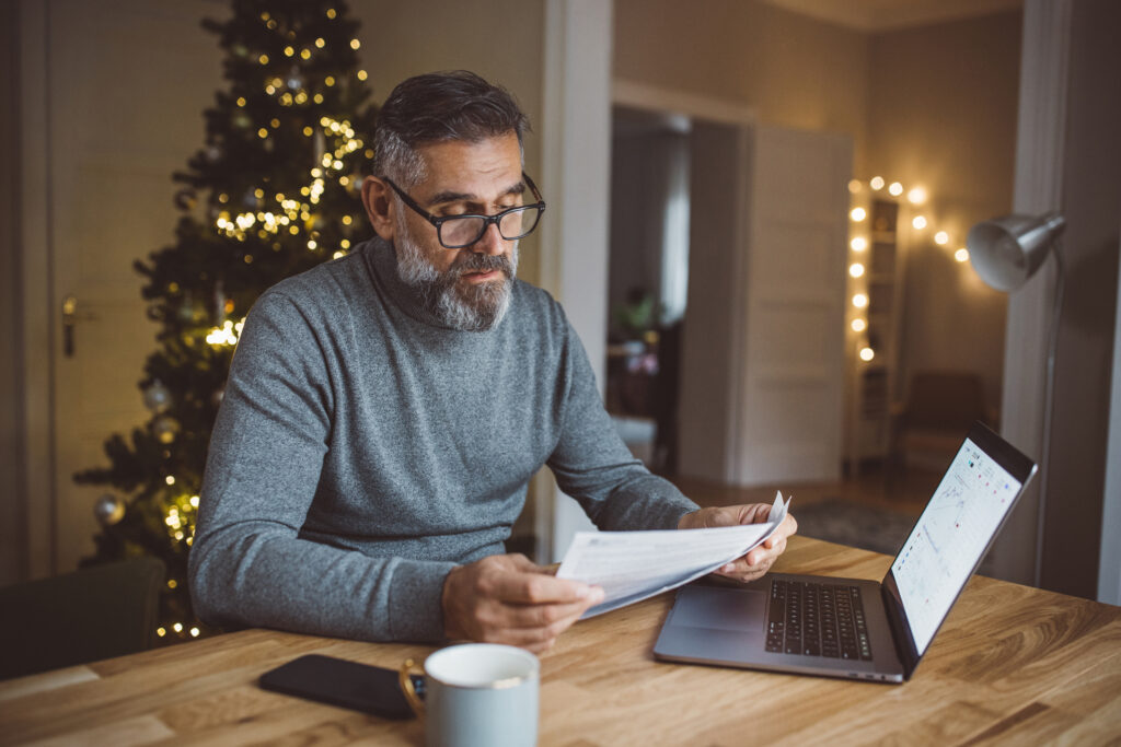 5 Year-End Financial Moves for the Holidays MAH Financial Services